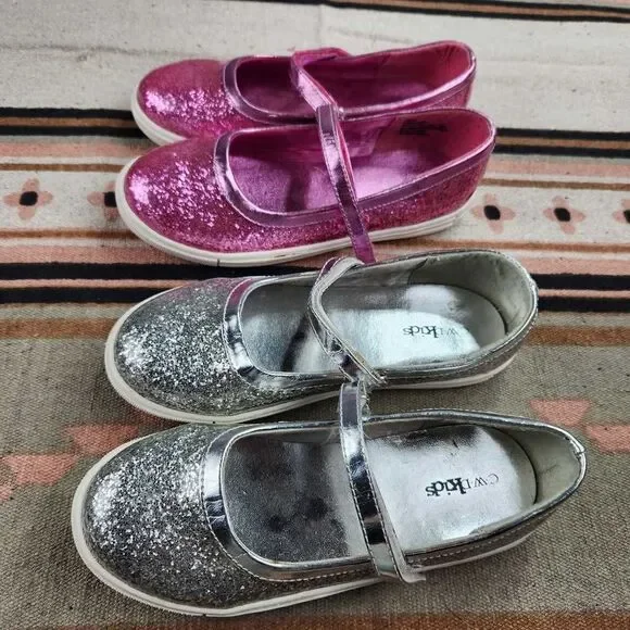CWD Glitter Mary Janes Girls Size 3 Silver & Hot Pink Velcro Strap Great Conditi - Picture 2 of 6